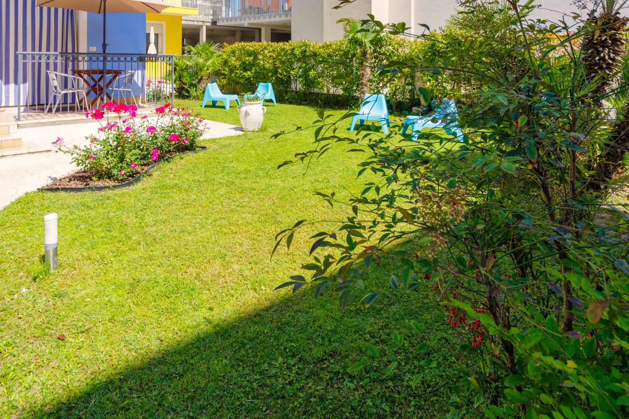 Residence Amarein Caorle Esterno foto