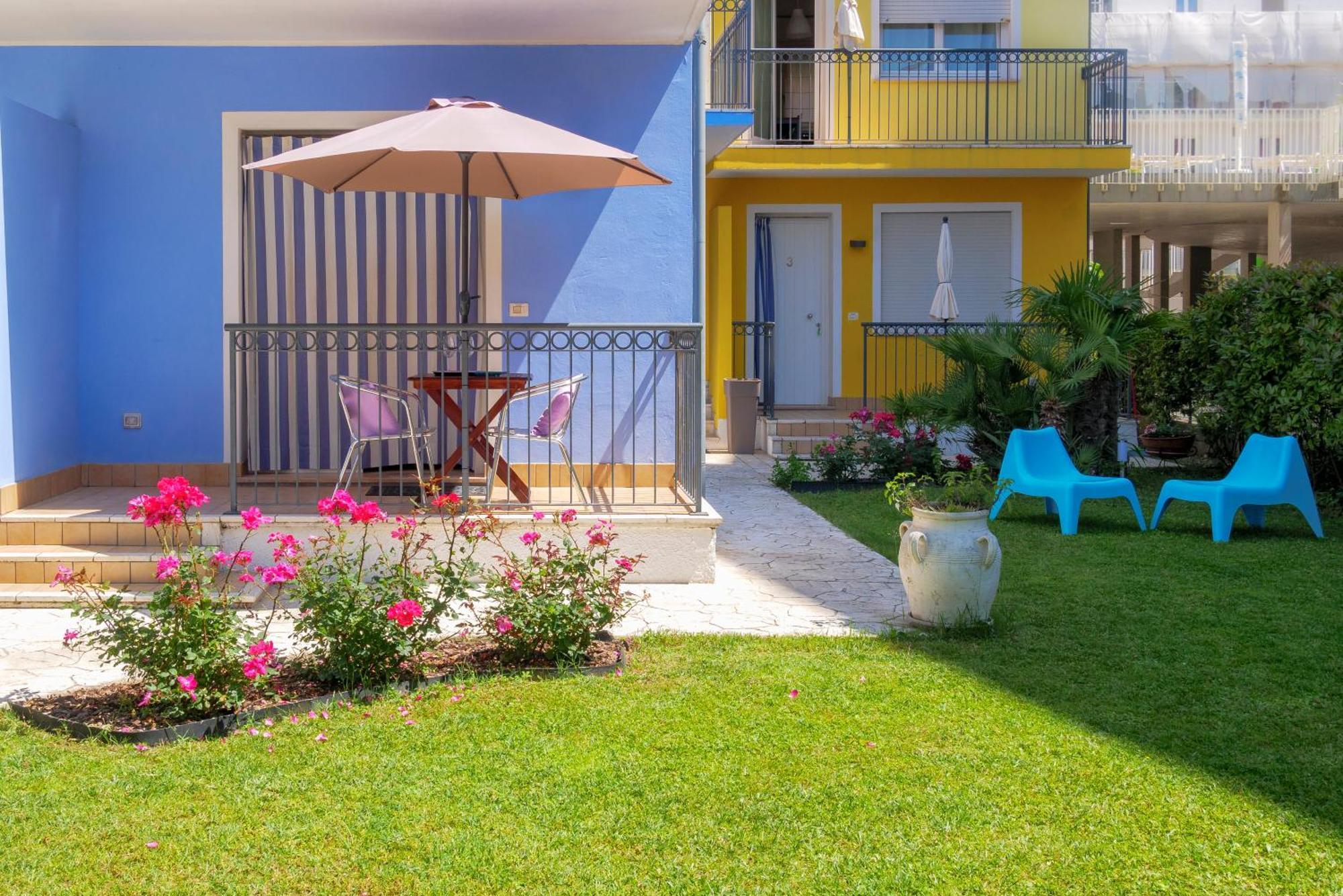 Residence Amarein Caorle Esterno foto